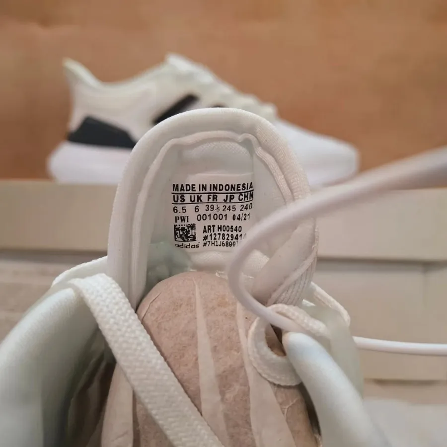 کتونی آدیداس