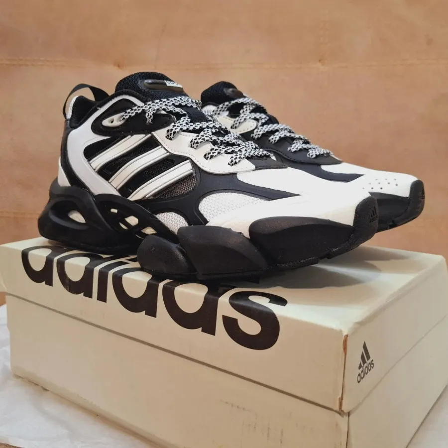 کتونی آدیداس زنانه