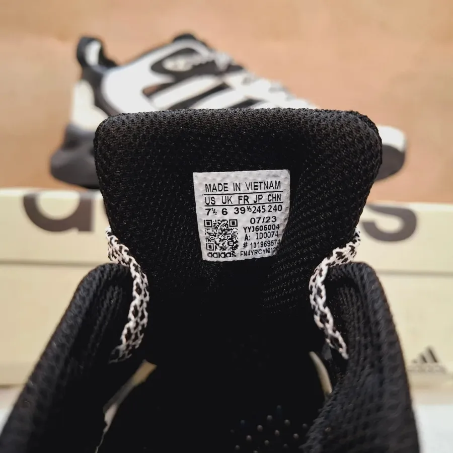 کتونی آدیداس زنانه