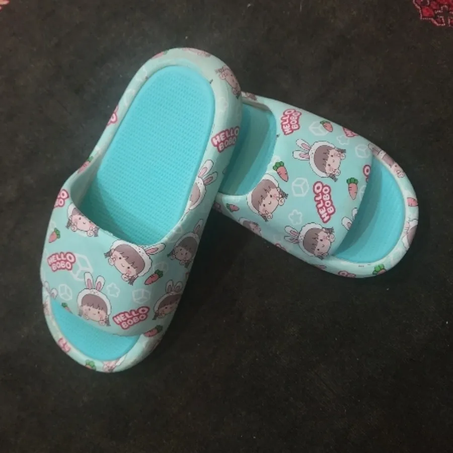 دمپایی روفرشی و بیرون