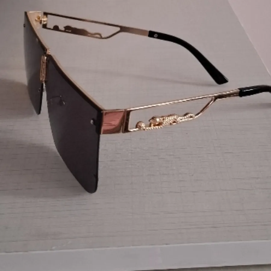 عینک آفتابی