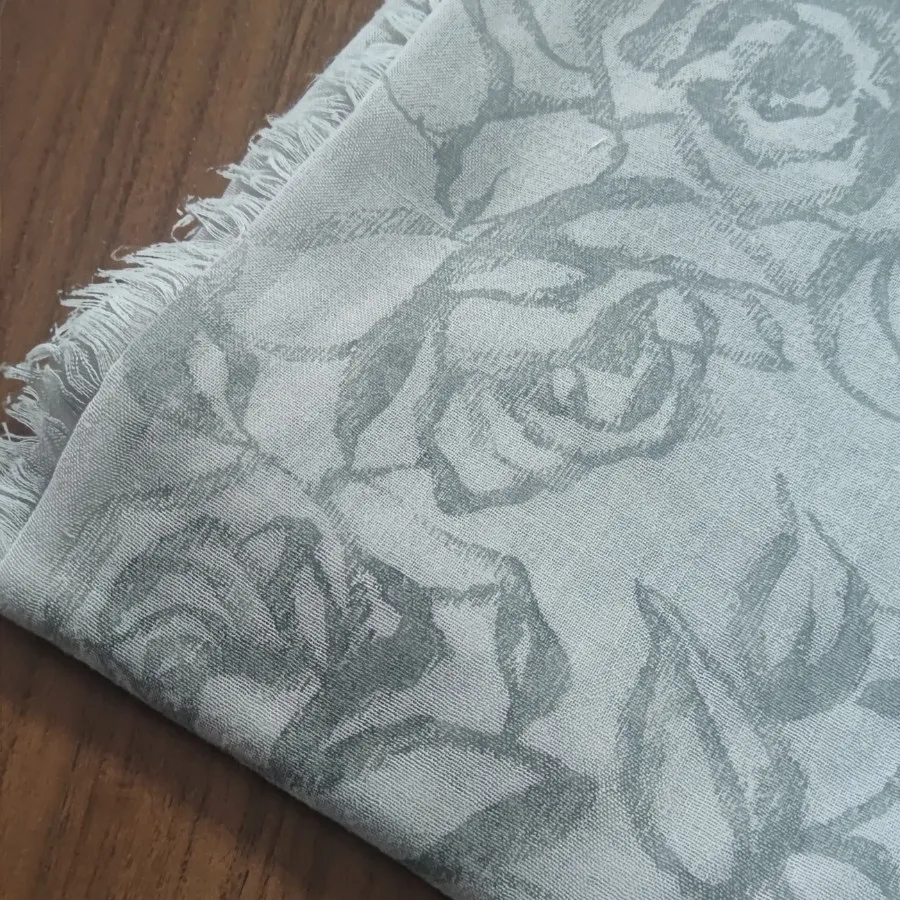 شال قواره دار طرح رز