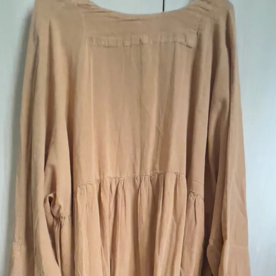 پیراهن زنانه