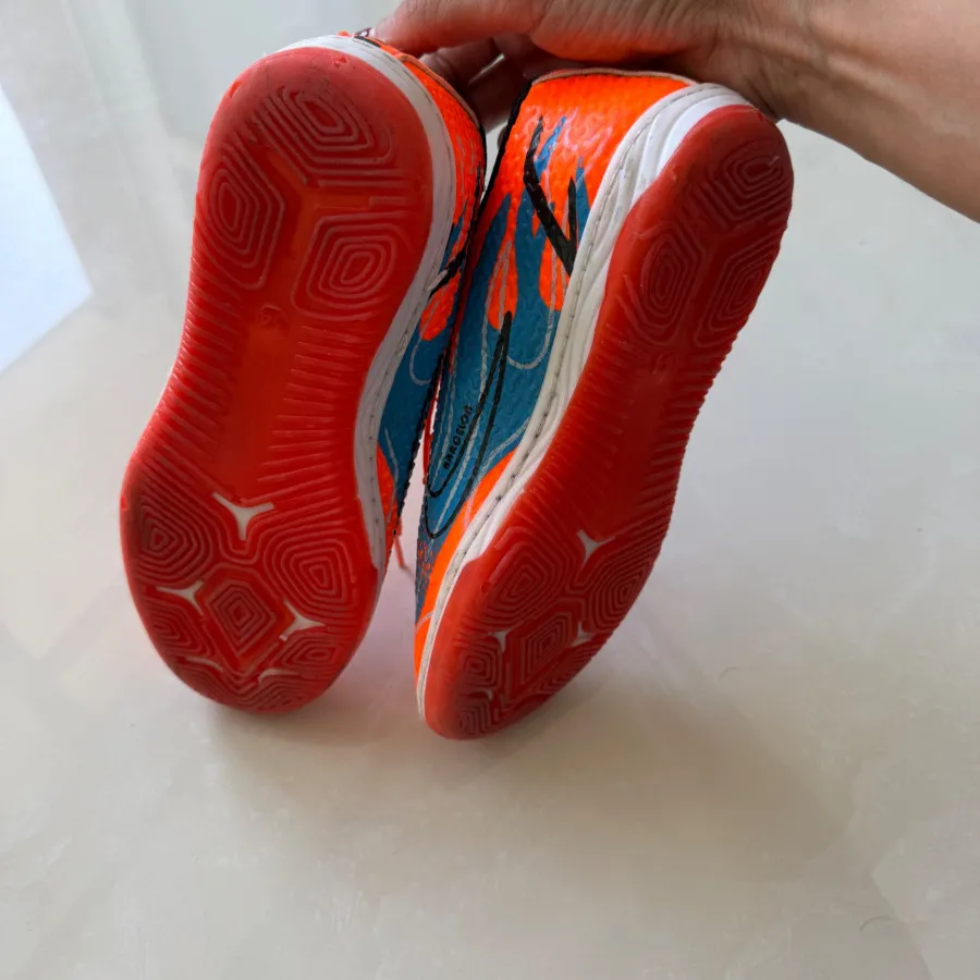 کفش فوتبال پسرانه