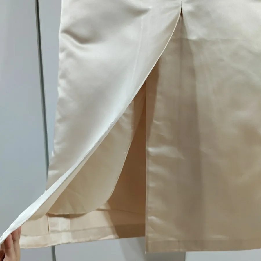 دامن ساتن طلایی کرم