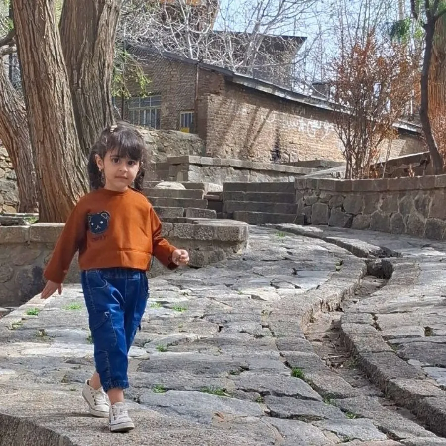 لباس دخترانه