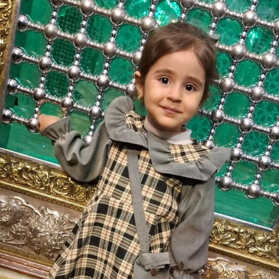 پیراهن دخترانه