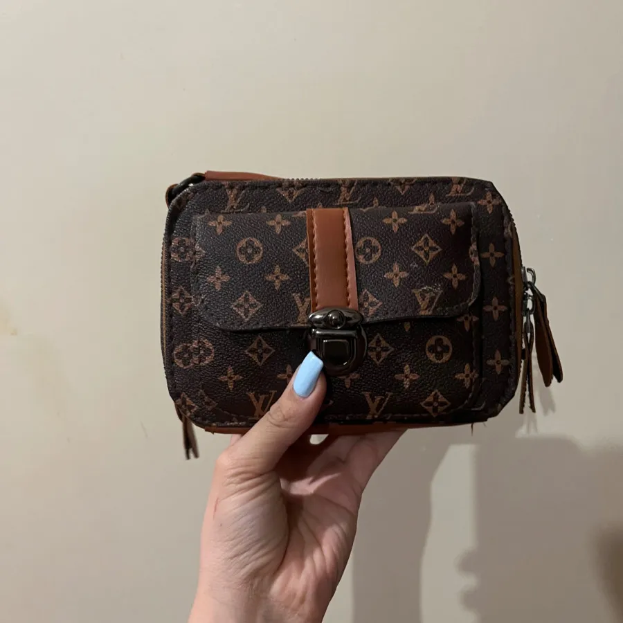 کیف صندوقی دو زیپ قهوه ای