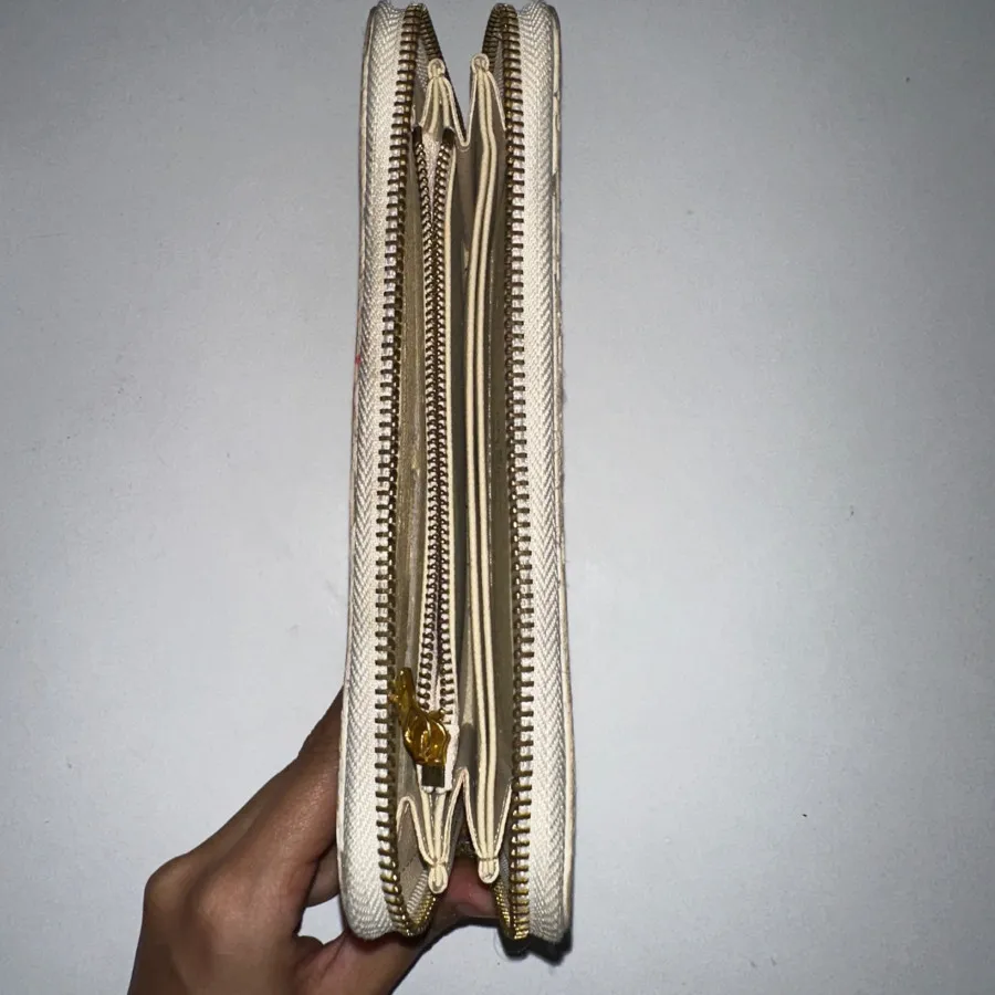 کیف پول لویی ویتون