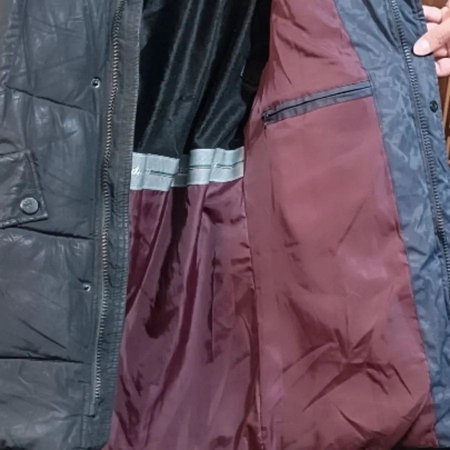 کاپشن خارجی بسیار تمیز