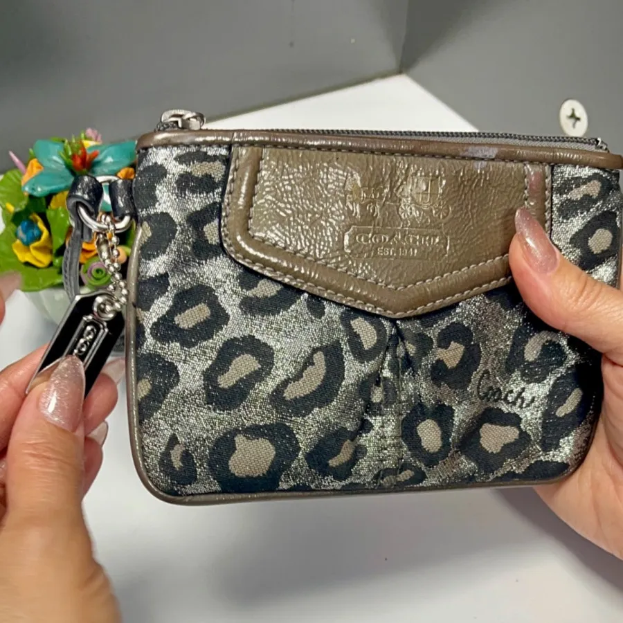کیف پول شیک coach