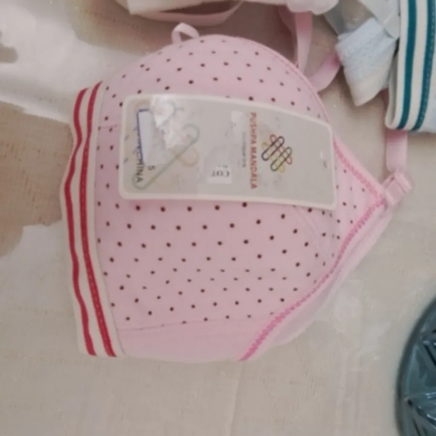 سوتین دخترونه