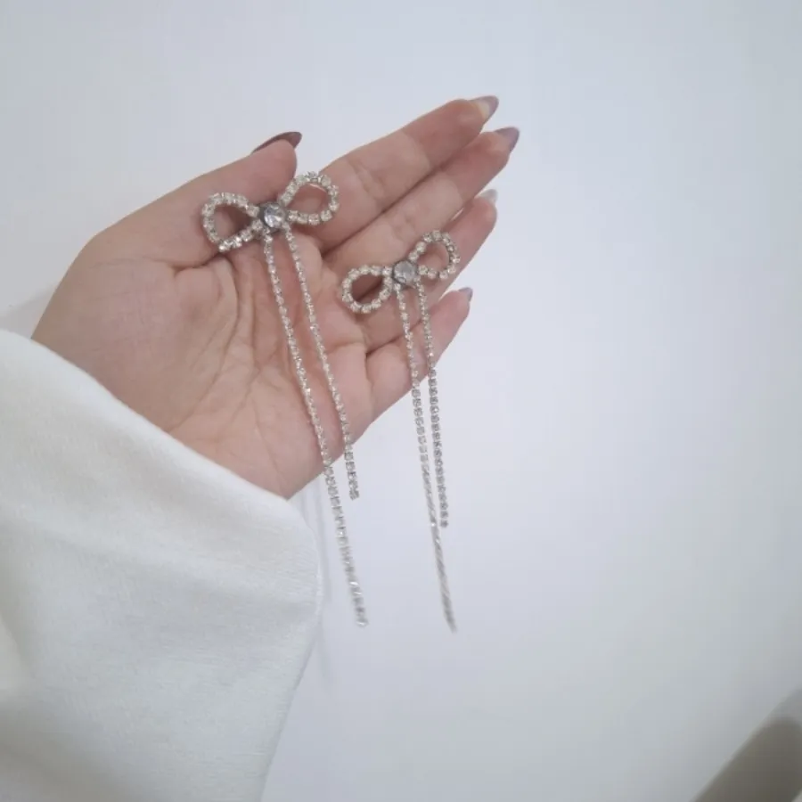 گوشواره پاپیونی نگینی