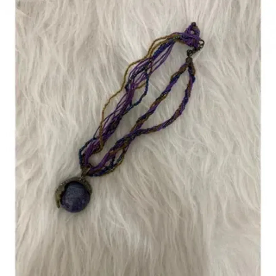 گردنبند سنگ انرژی درمانی