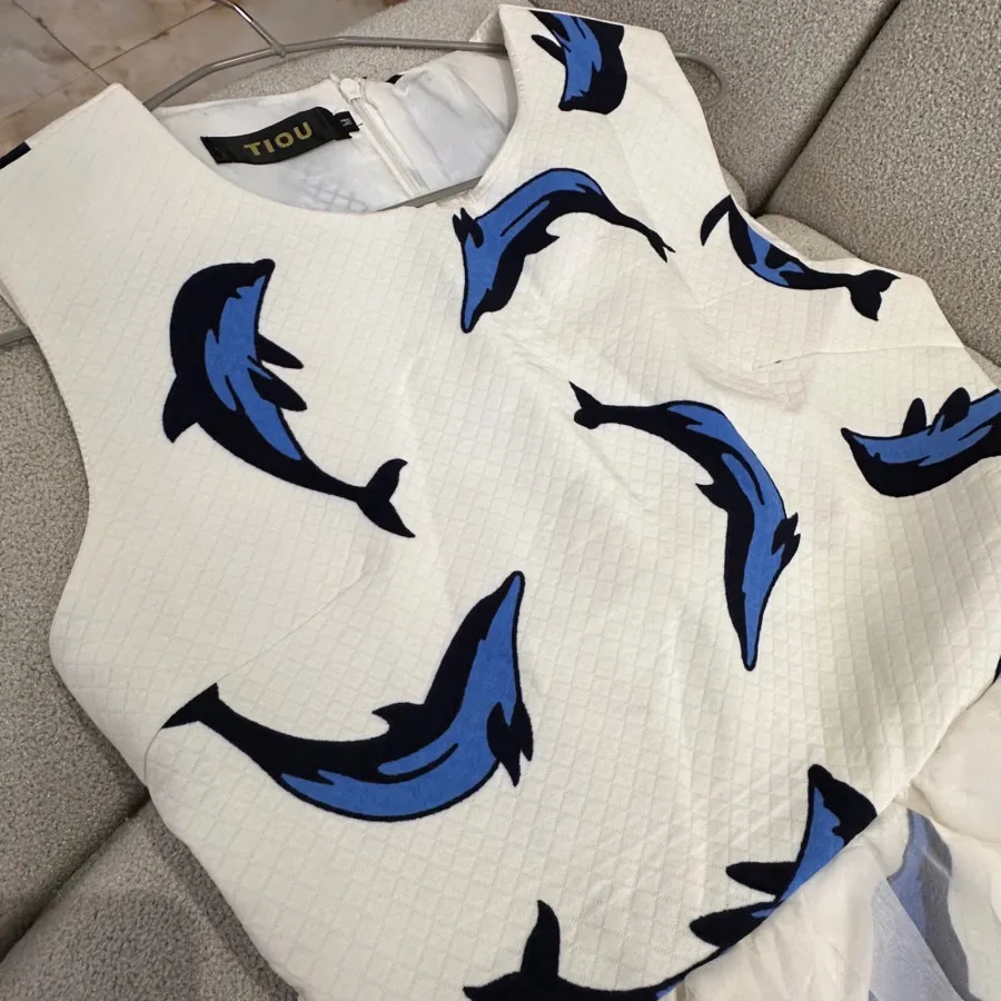 لباس عروسکی