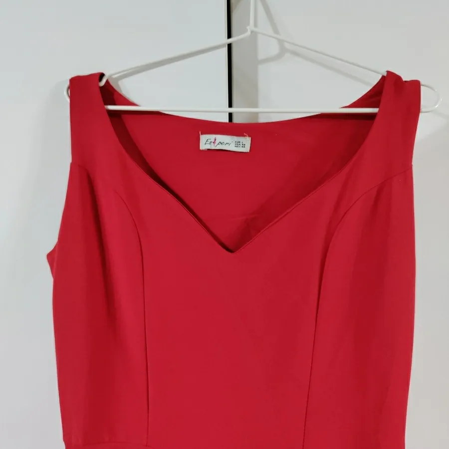 پیراهن کرپ کش قرمز