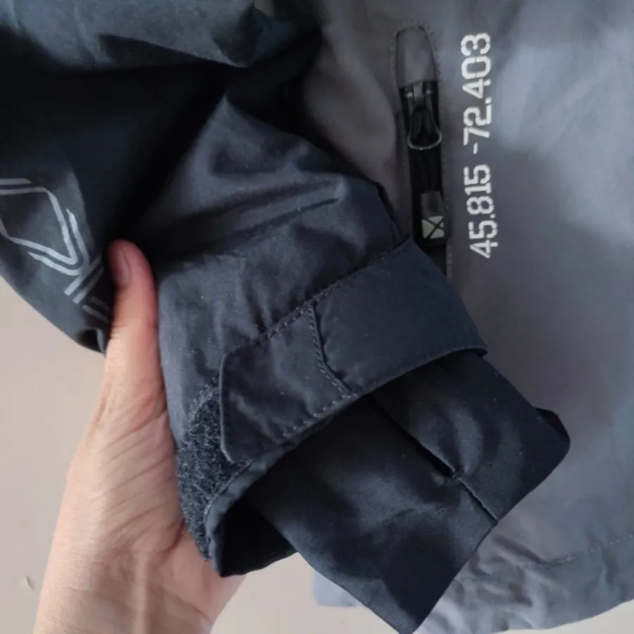 بادگیر ضد اب و ضد باد