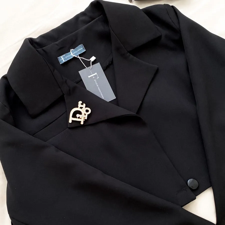 کراپ کت مازراتی مشکی