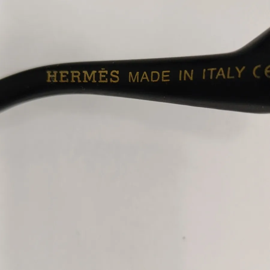 عینک آفتابی