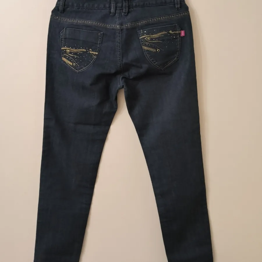 شلوار جین زنانه