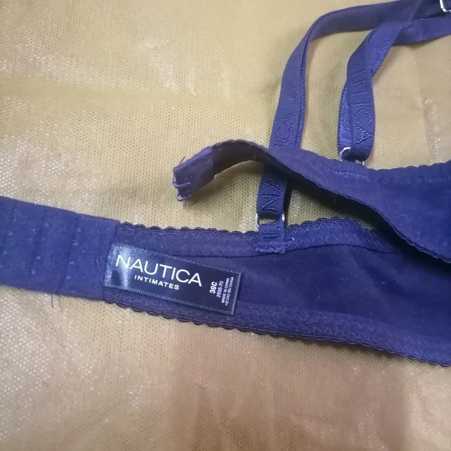 شورت و سوتین