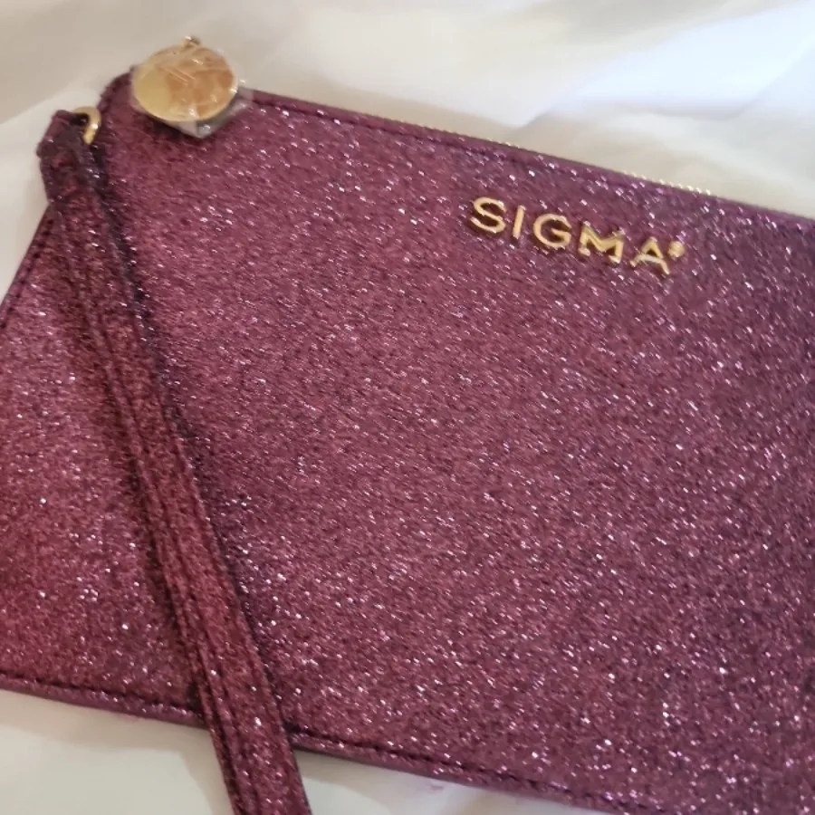 بگ کلسی  شاینی سیگما