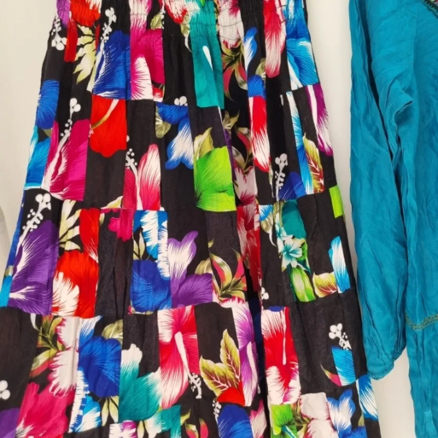 لباس و دامن