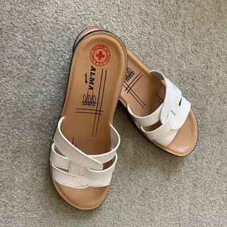 صندل سفید خرچنگی