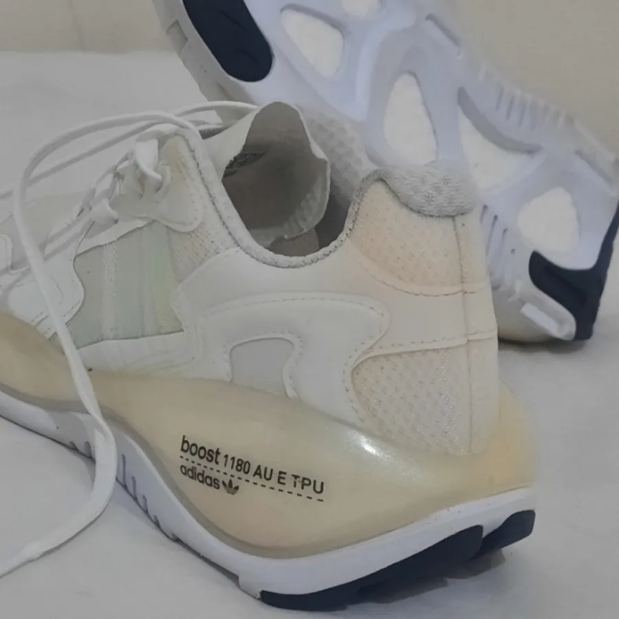 آدیداس بوست