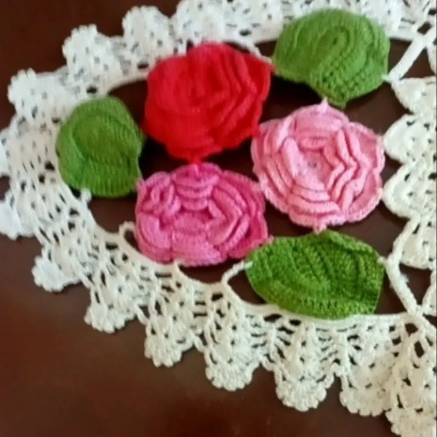 رومیزی دستباف قدیمی