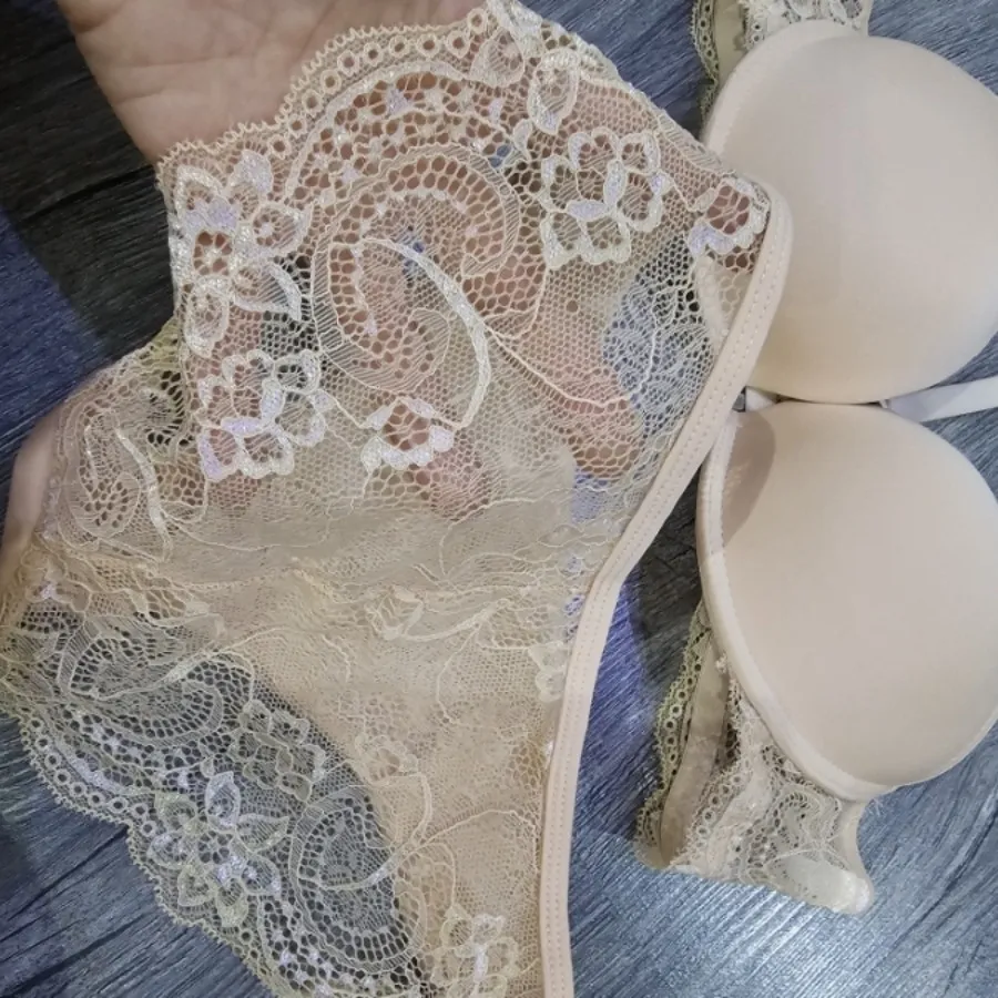 شورت و سوتین