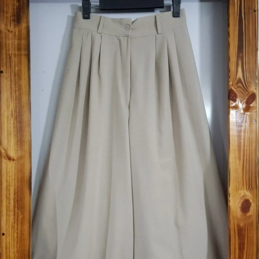 شومیز و دامن‌شلواری