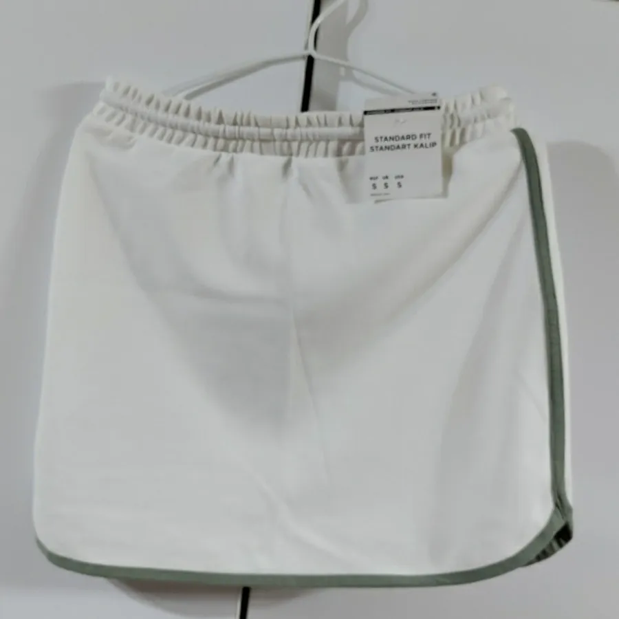 ست تیشرت و دامن DeFacto