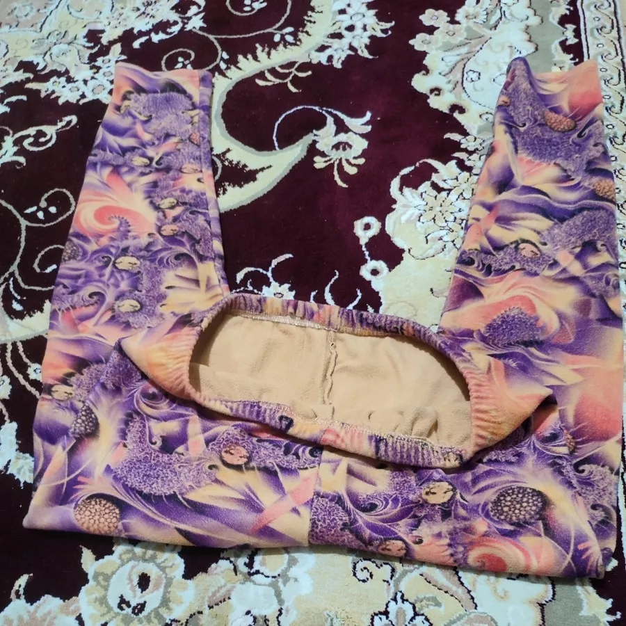 ساپورت / لگ‌ مخمل