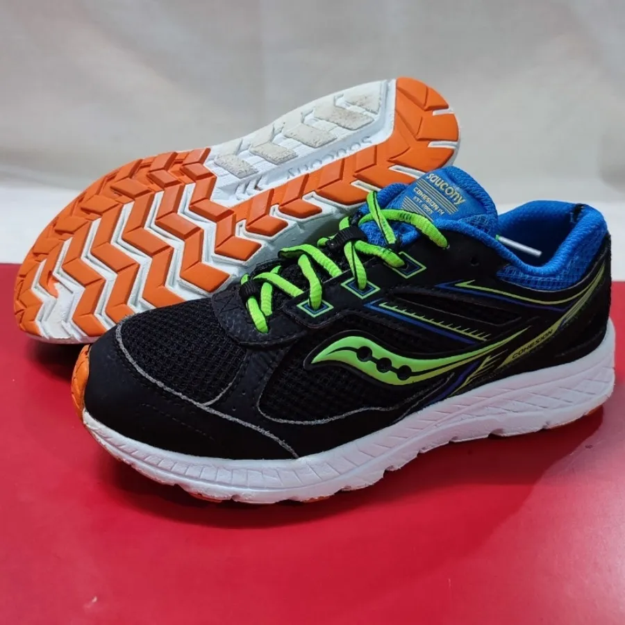 کتونی خارجی