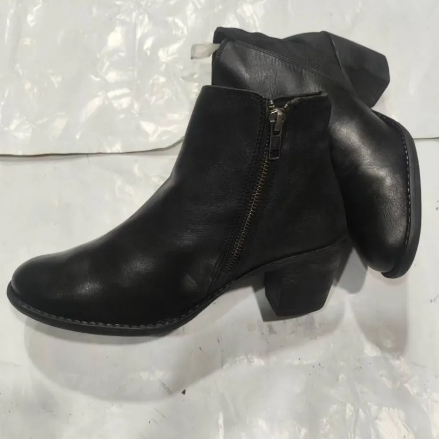 بوت زنانه اورجینال