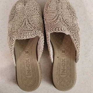 دمپایی کرمی روفرشی