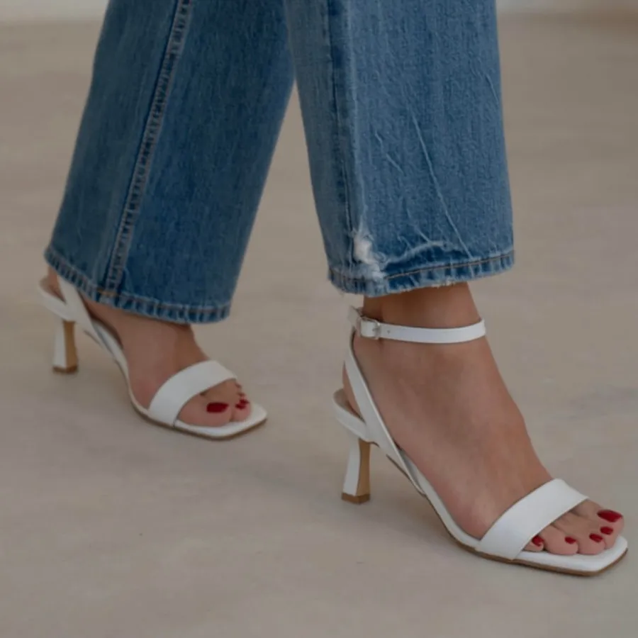 کفش پاشنه 7 سانت سفید