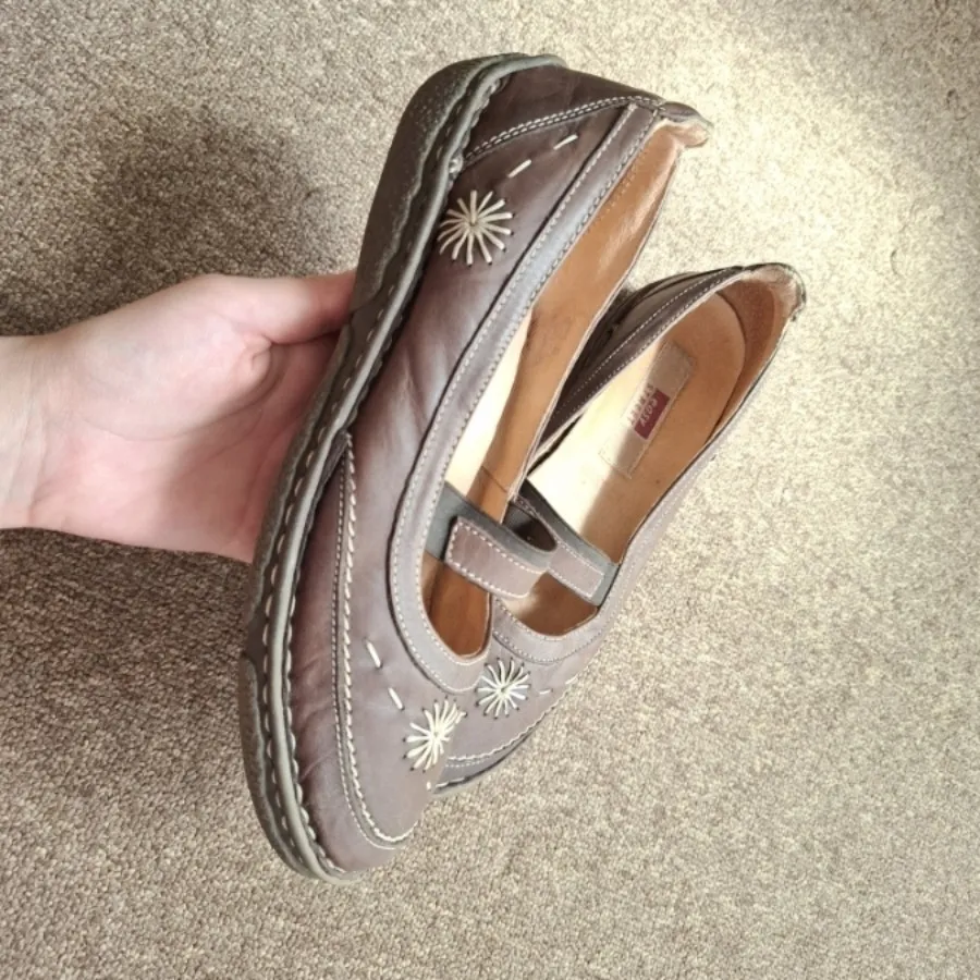 کفش چرمی با کفه طبی