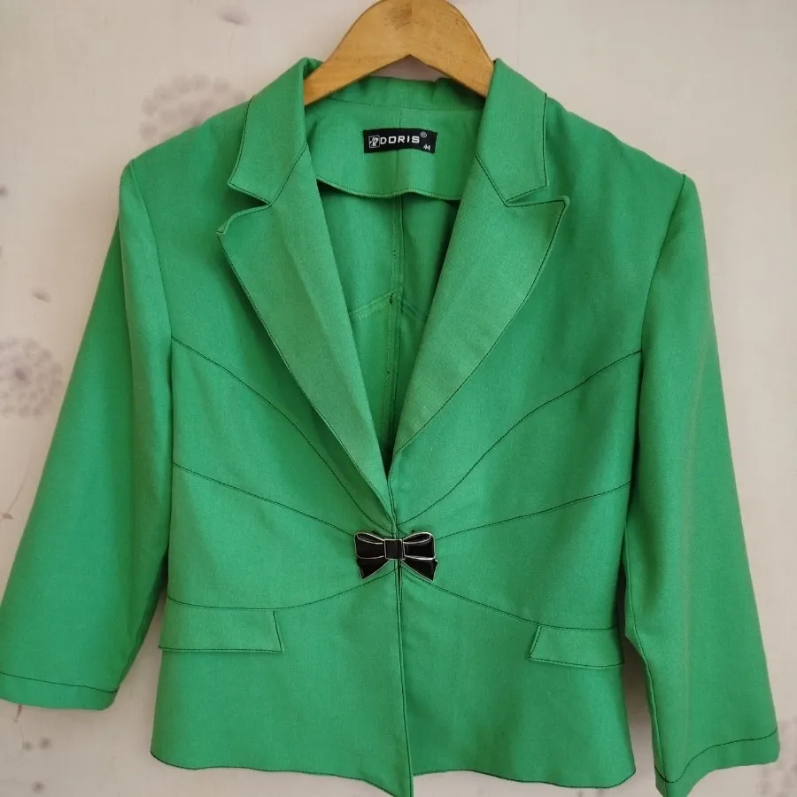 کراپ کت چهار فصل