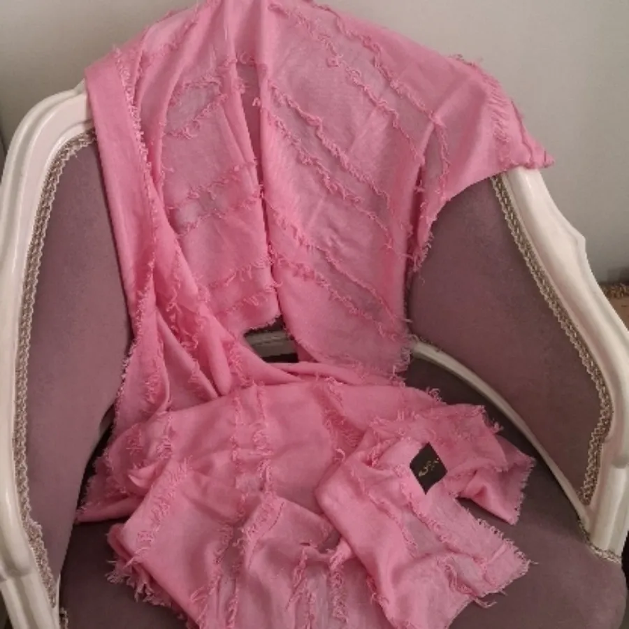 شال دخترانه