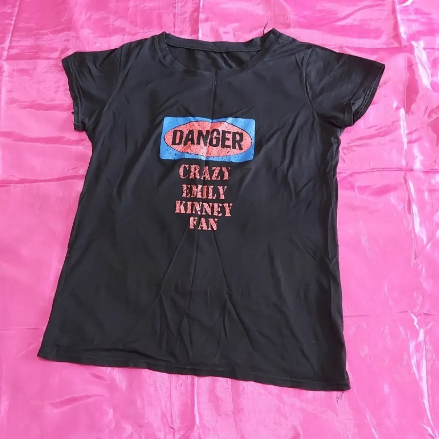 تی شرت مشکی