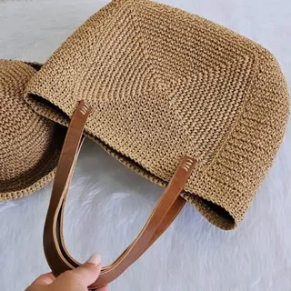 کیف مربع رافیا