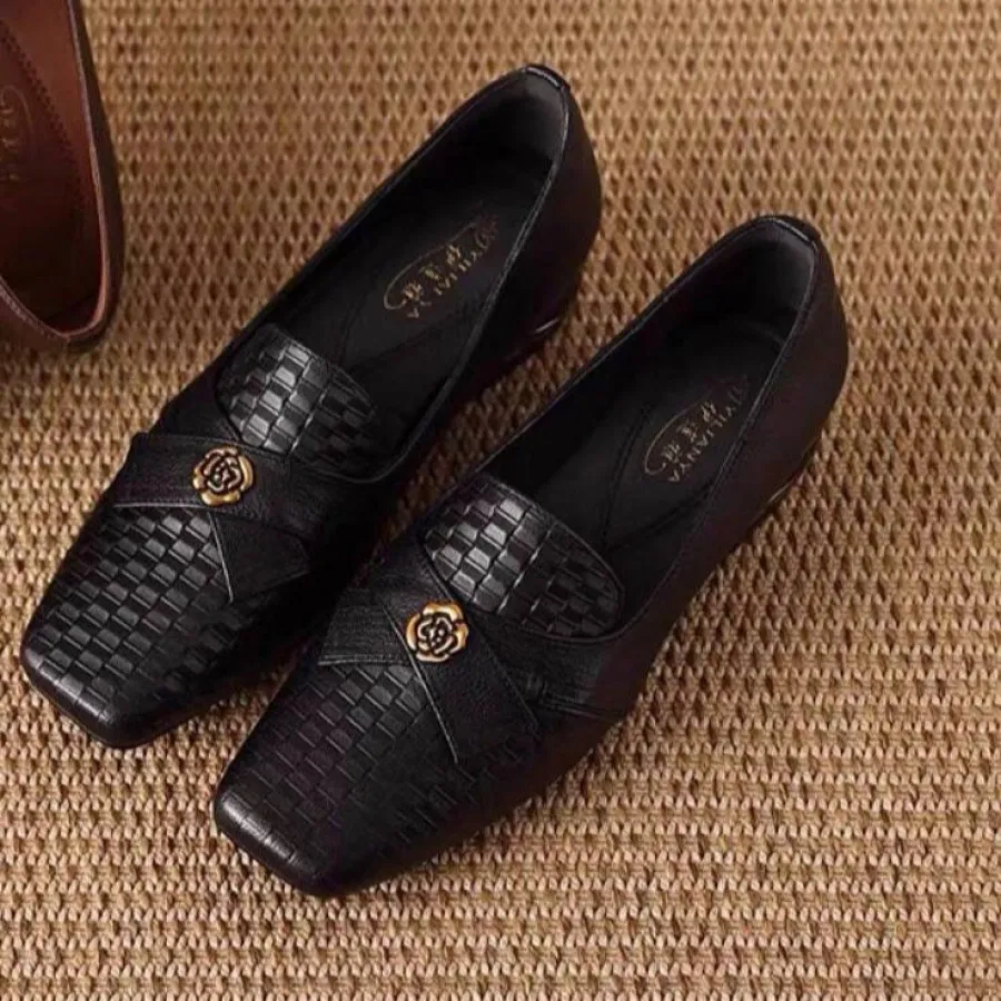 کفش پاشنه دار حصیری