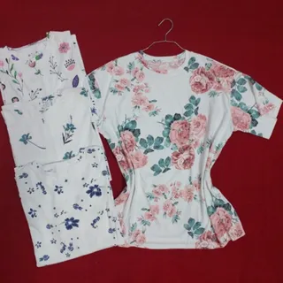 تیشرت گلدار