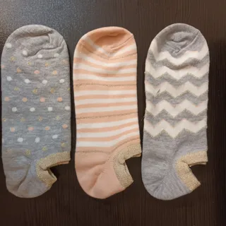 جوراب السی وایکیکی