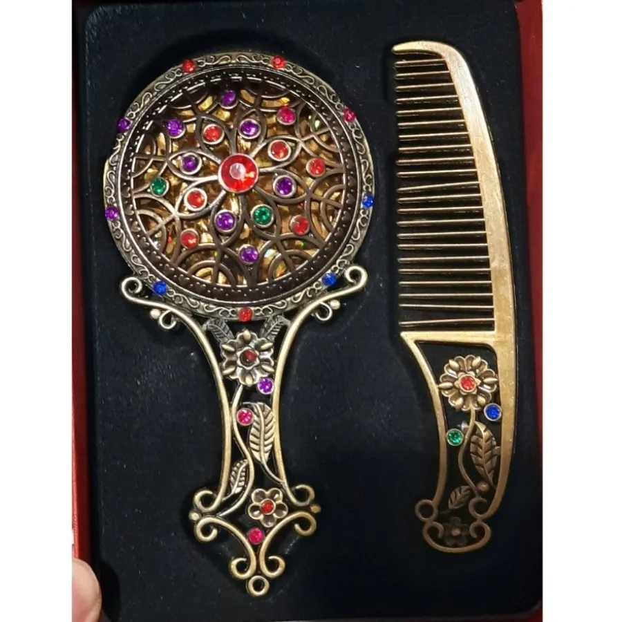 ست آینه و شانه کار شده