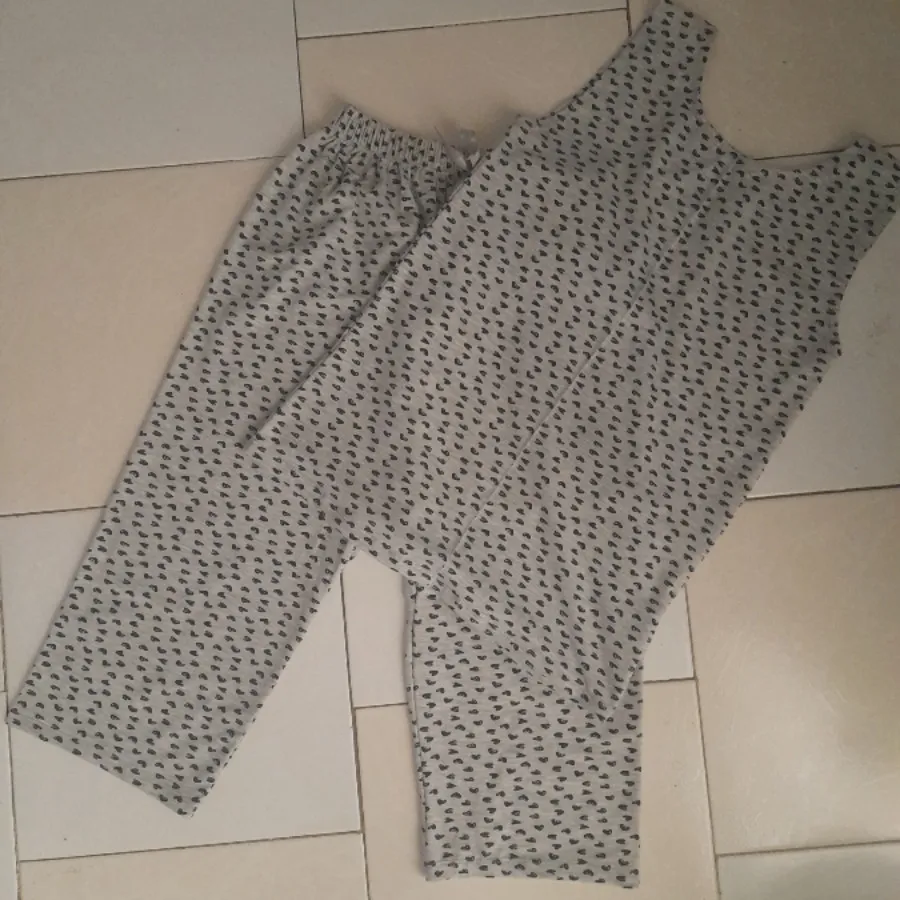 تاپ و شلوارک