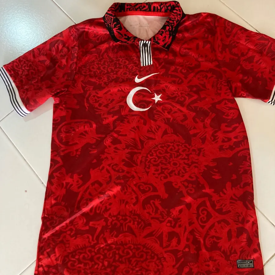 بلوز اورجینال ورزشی نونو