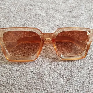 عینک آفتابی